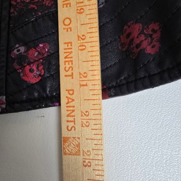 Guess Faux Leather Moto Jacket Black Rose Floral Biker Core Witchy Vamp Goth SP - Picture 3 of 11